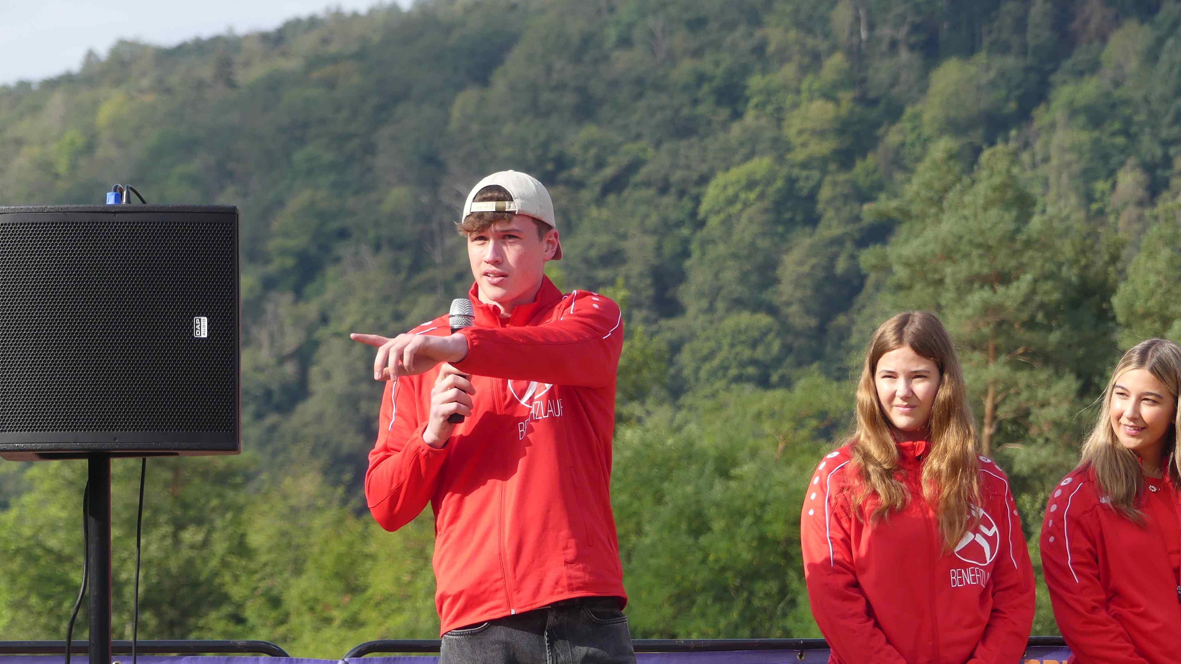 Bild vom 14. Benefizlauf im Jahr 2024. Dies ist das 266. Bild.